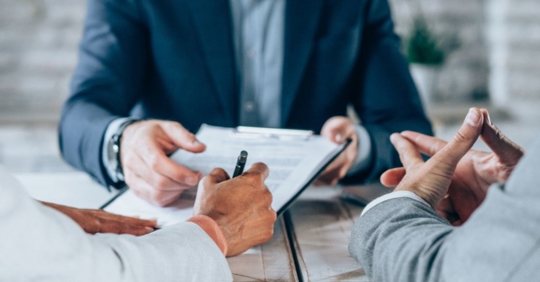 business partners lawyer consultation